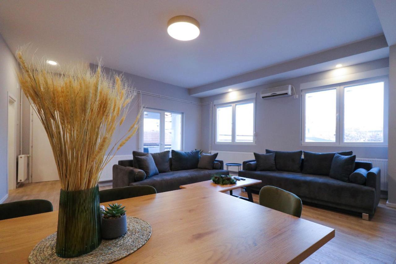Ferienwohnung Heart Of Nis Lux Exterior foto
