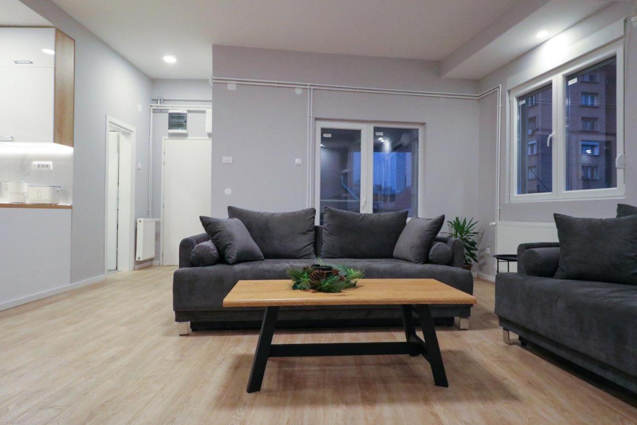 Ferienwohnung Heart Of Nis Lux Exterior foto
