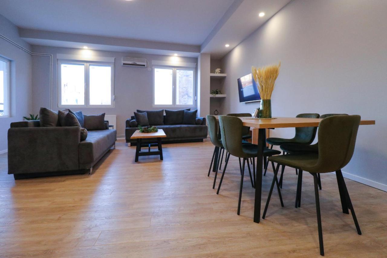 Ferienwohnung Heart Of Nis Lux Exterior foto