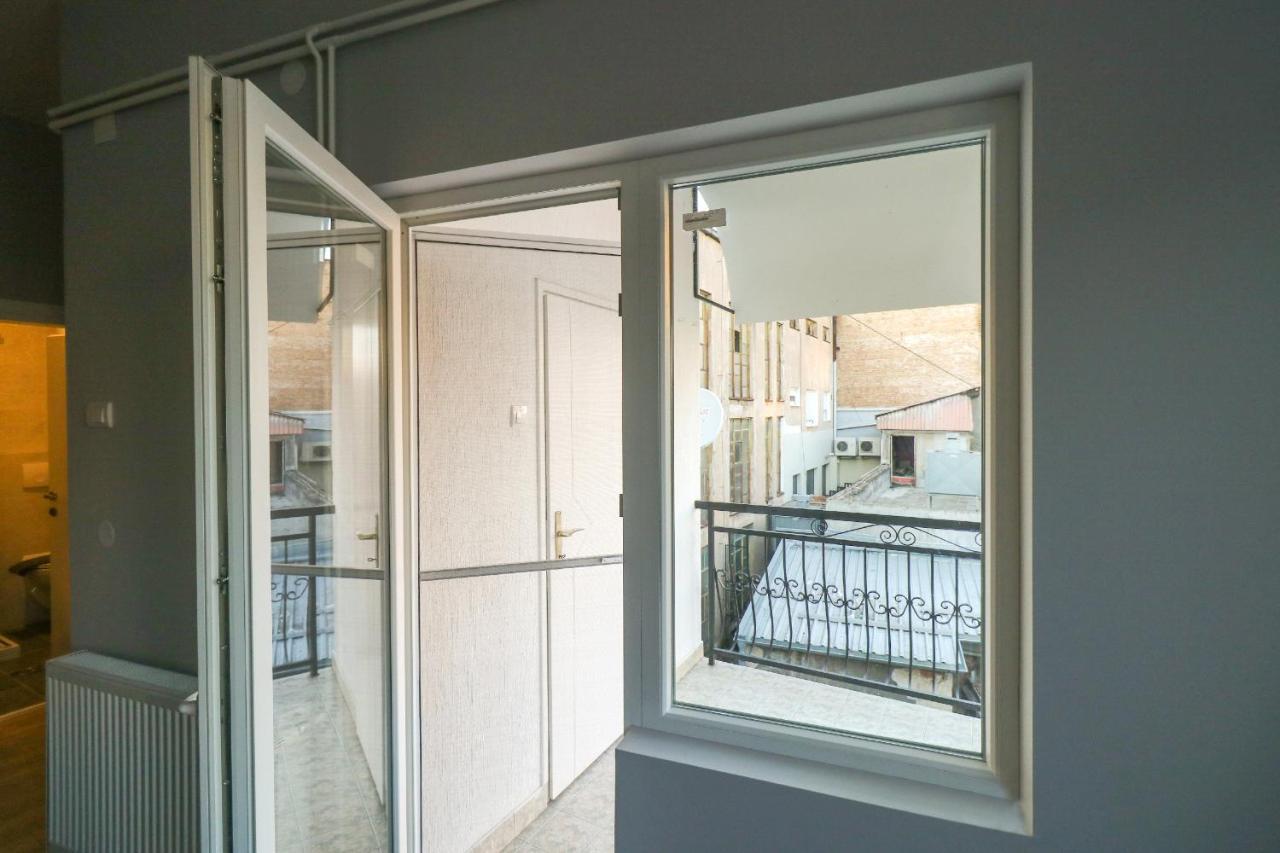 Ferienwohnung Heart Of Nis Lux Exterior foto